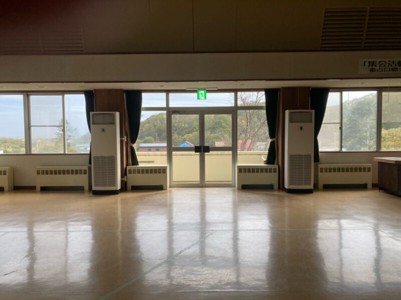 完成　厚内公民館1階研修室　室内機設置