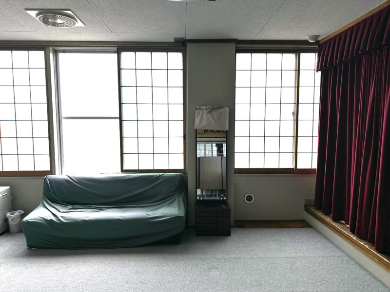 着工前　中央公民館1階和室