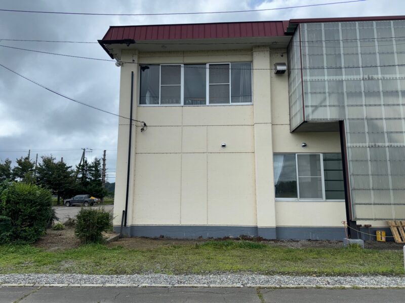 着工前　上浦幌公民館東面外部